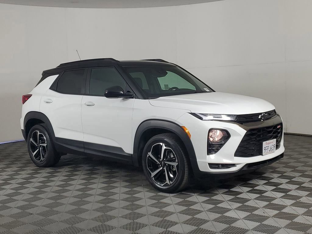 2023 Chevrolet Trailblazer RS photo 2