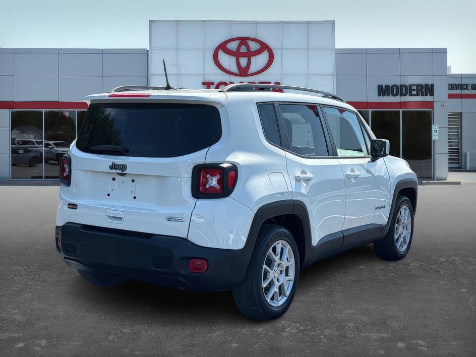 2019 Jeep Renegade Latitude photo 3