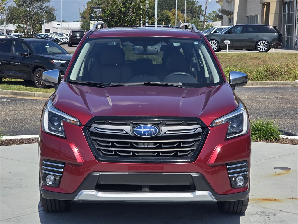 2023 Subaru Forester Touring photo 2