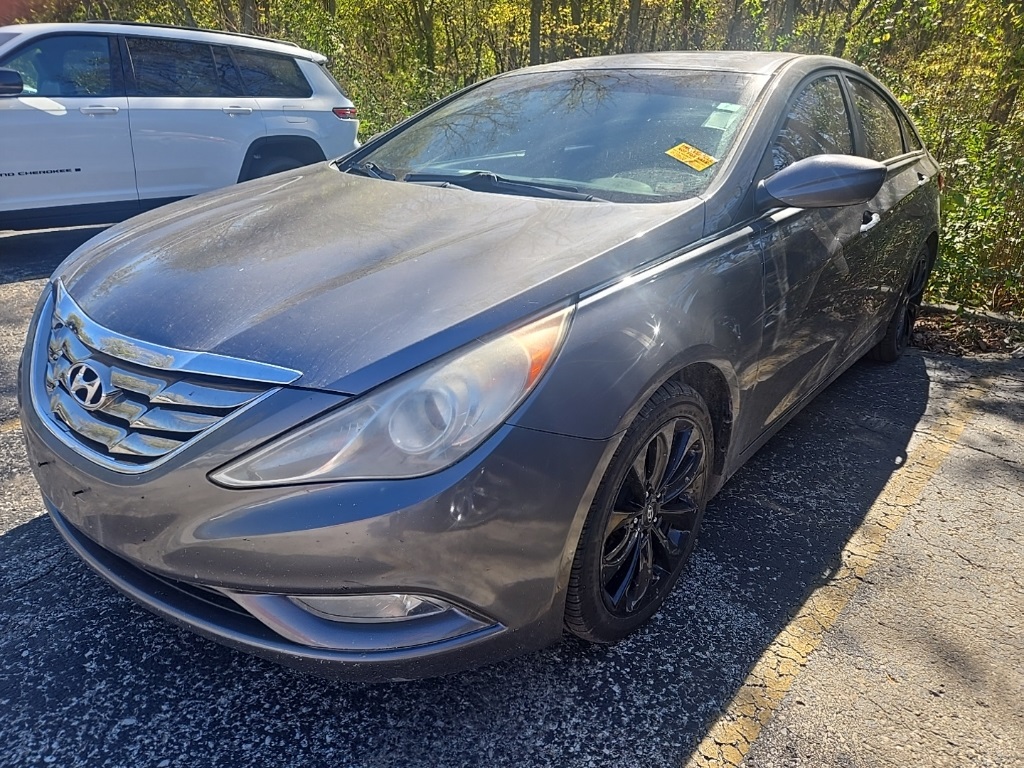 Used 2011 Hyundai Sonata SE with VIN 5NPEC4AC8BH268426 for sale in Kansas City