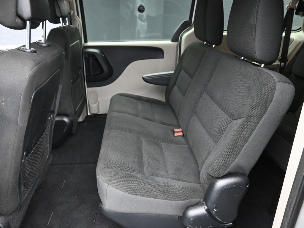 2019 Dodge Grand Caravan SE photo 8