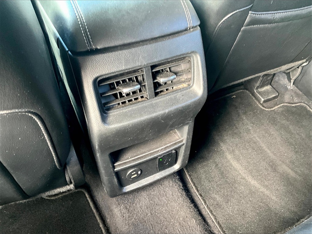 2022 Ford Edge Titanium photo 27