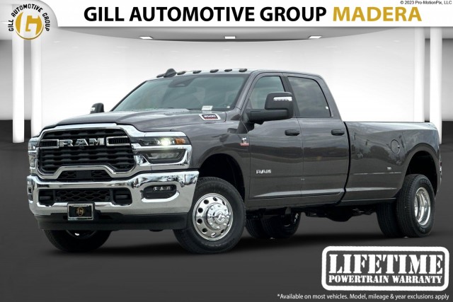 2026 RAM Ram 3500 Pickup Big Horn's photo