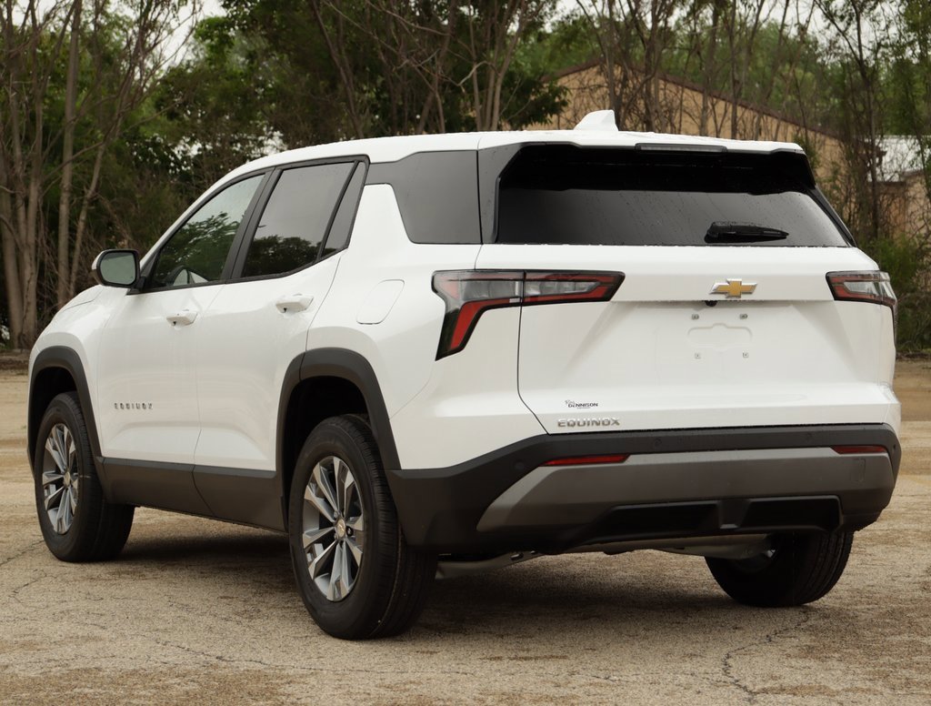 2026 Chevrolet Equinox LT photo 4