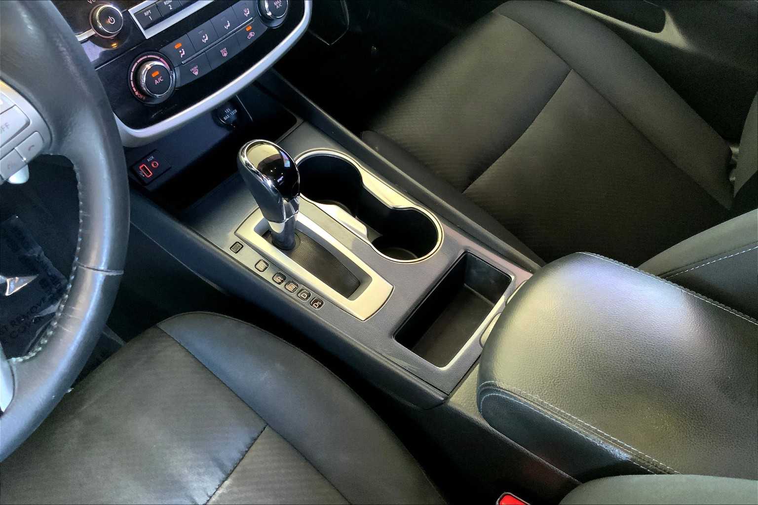 2018 Nissan Altima 2.5 SR photo 16