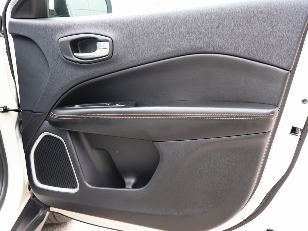 2018 Jeep Compass Limited photo 8