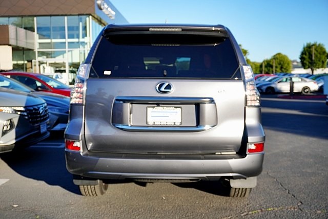 Used 2023 Gray Lexus 460 image 9