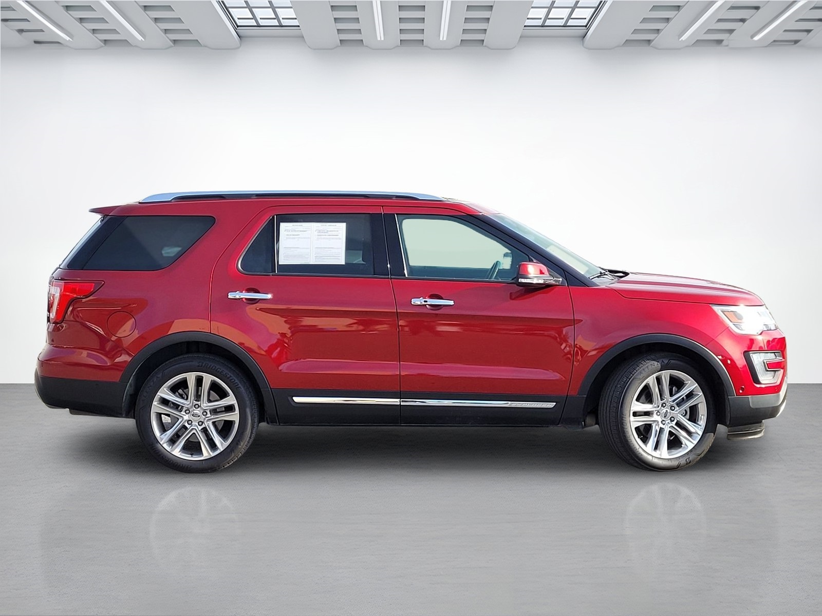 2016 Ford Explorer Limited photo 3