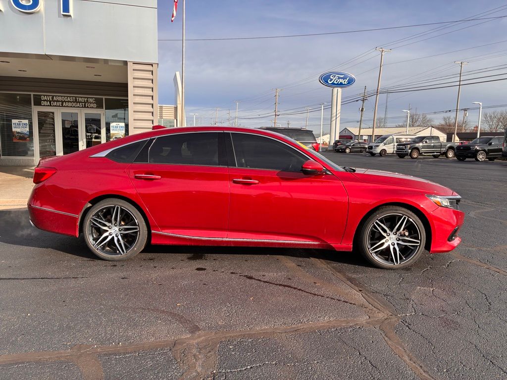 2021 Honda Accord Touring 2.0T photo 2
