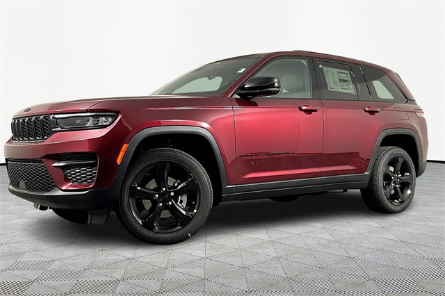 2025 Jeep Grand Cherokee Altitude's photo