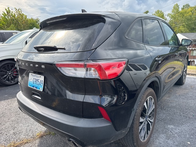 2022 Ford Escape SE photo 3