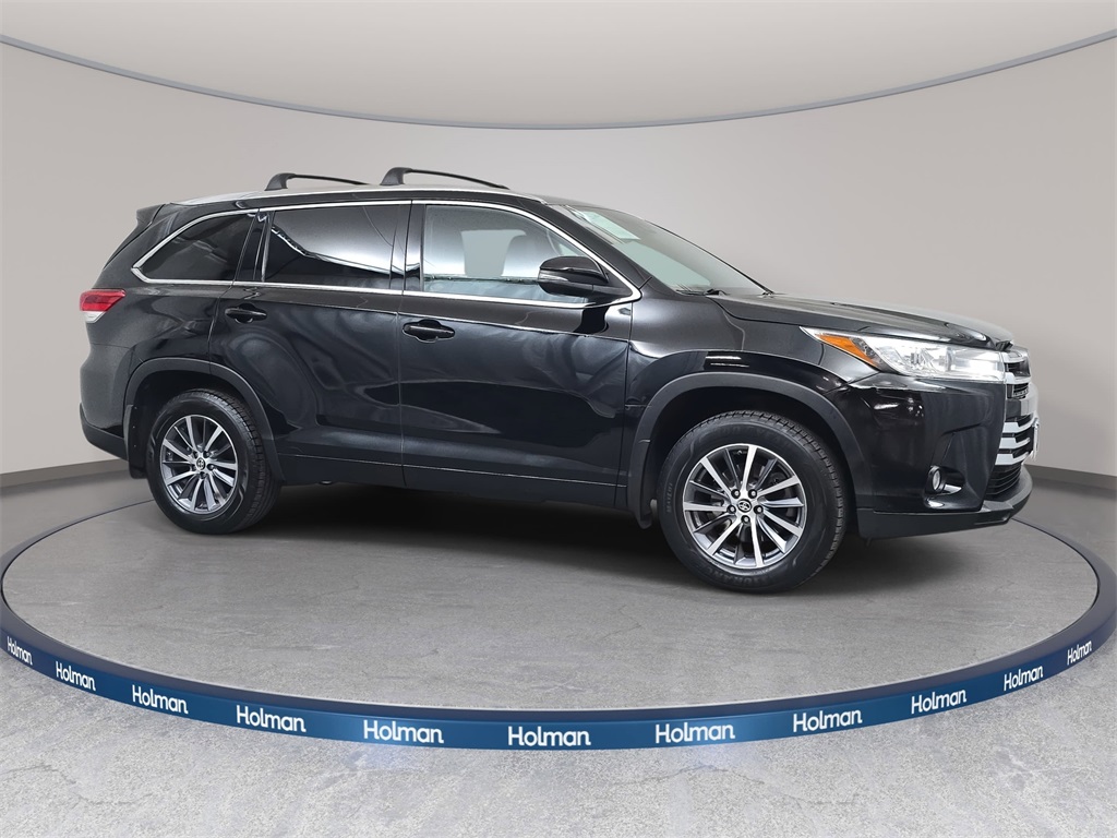 2018 Toyota Highlander XLE photo 2