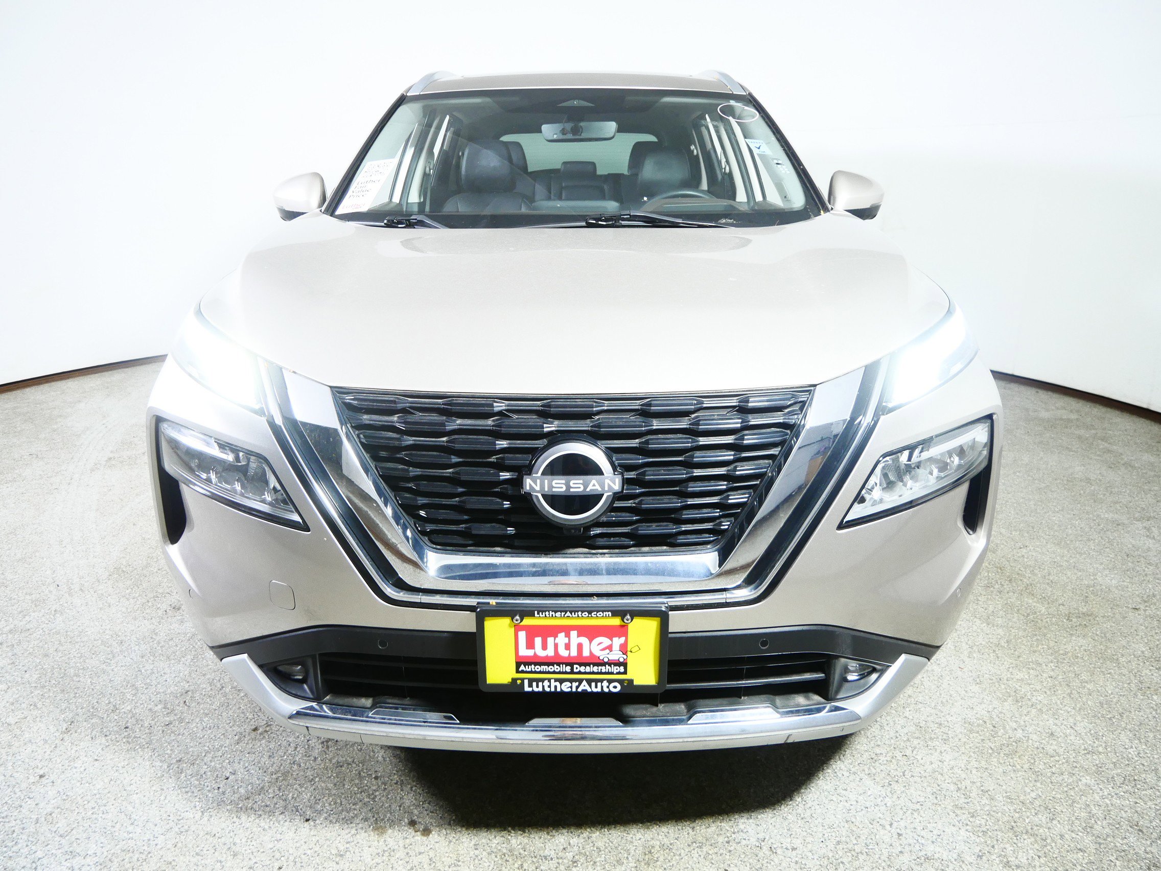 Used 2022 Nissan Rogue Platinum with VIN JN8BT3DD6NW275413 for sale in Waite Park, Minnesota