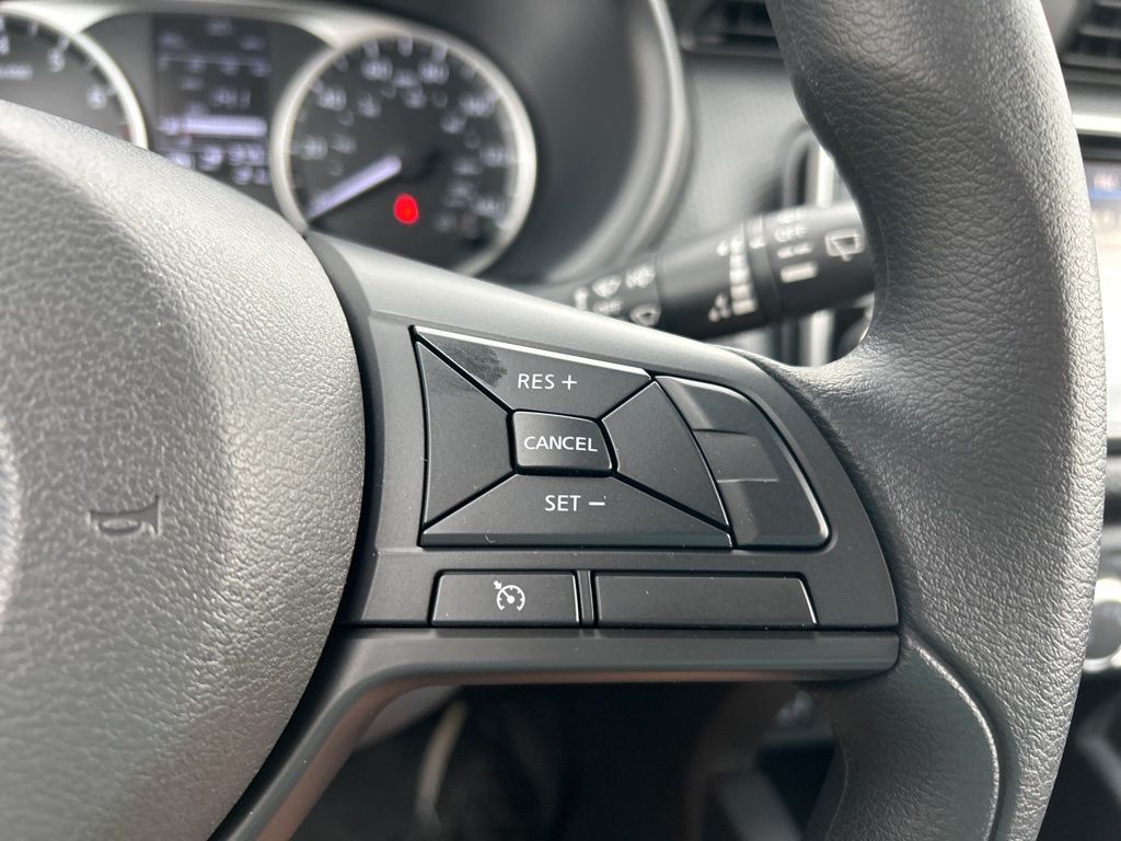 2024 Nissan Kicks S photo 20