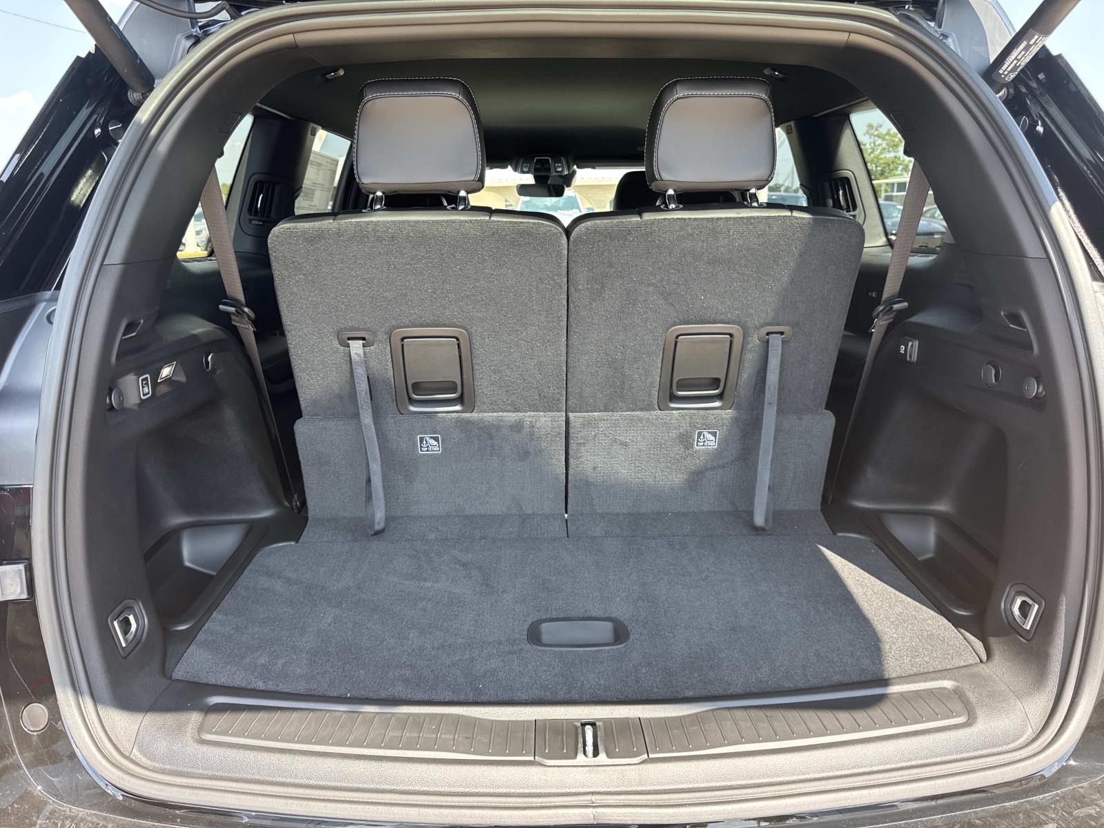 2025 Jeep Grand Cherokee Altitude photo 5