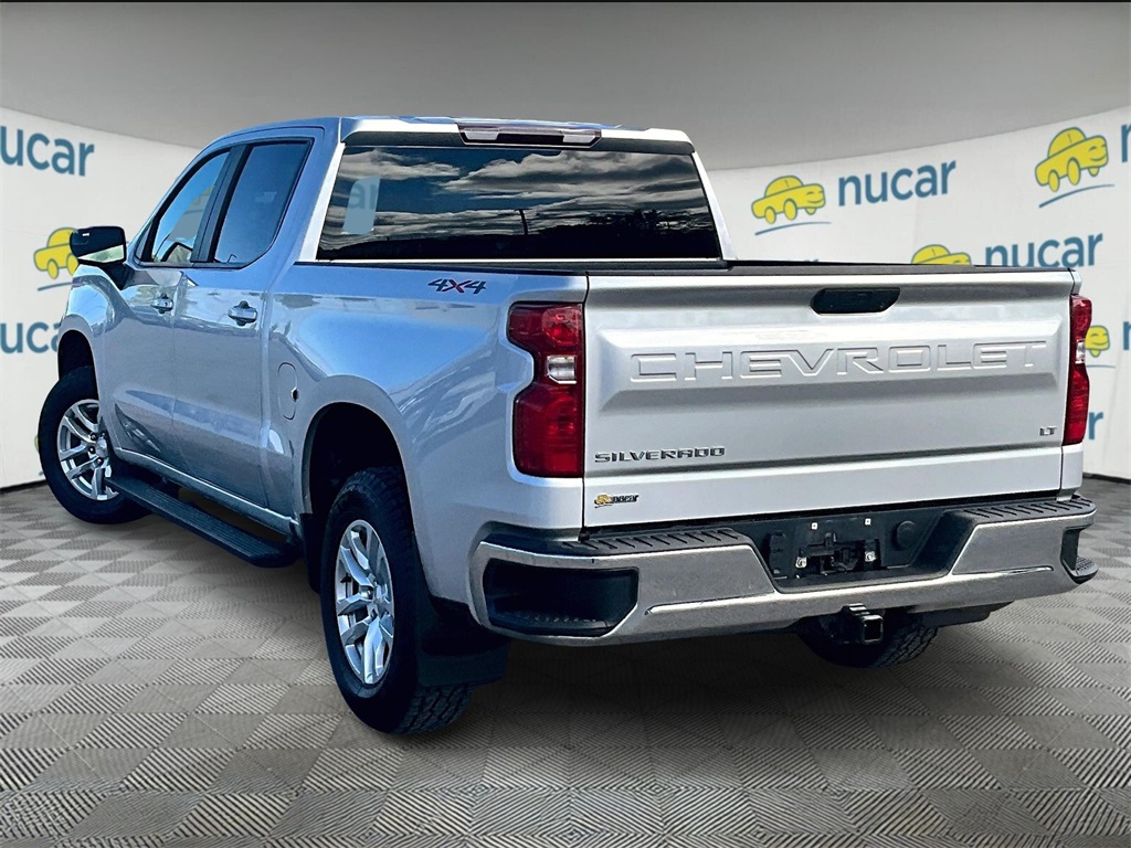 2022 Chevrolet Silverado 1500 LT photo 4