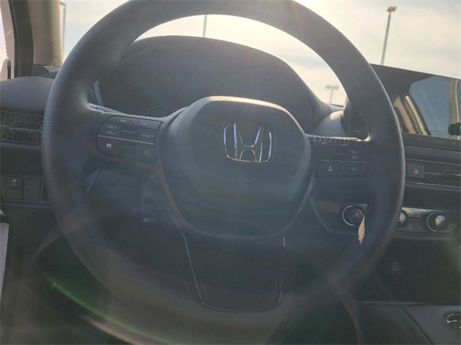 2025 Honda HR-V LX photo 10