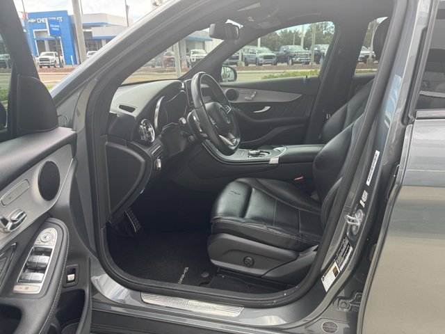 2019 Mercedes Benz GLC 300 photo 4