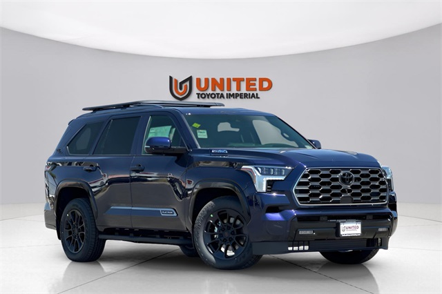 2025 Toyota Sequoia Platinum's photo