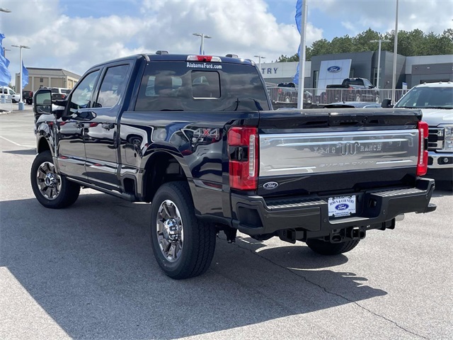 2025 Ford F-350 King Ranch photo 3