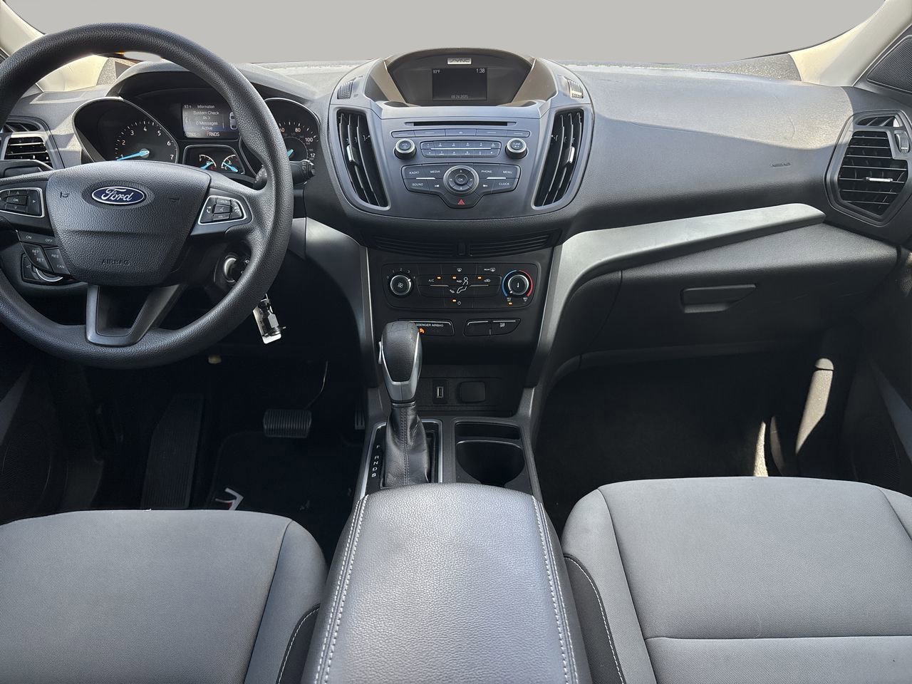 2017 Ford Escape S photo 14
