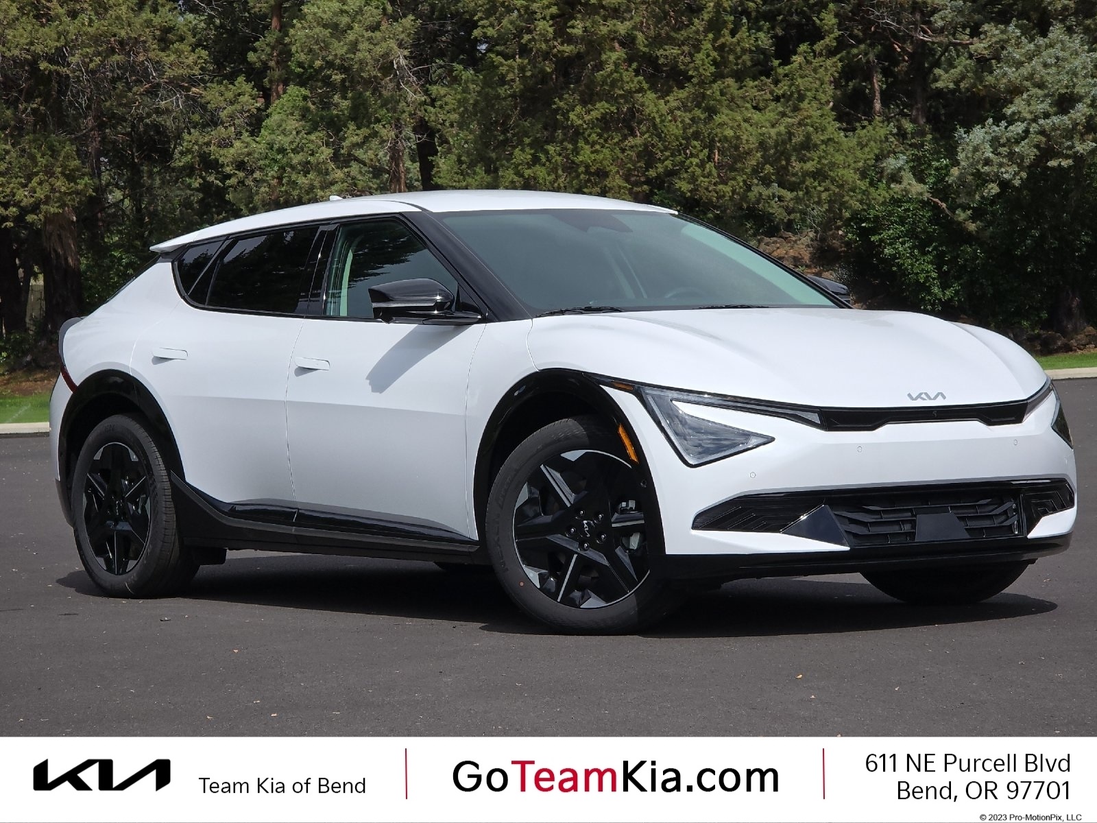 2025 Kia EV6 Wind's photo