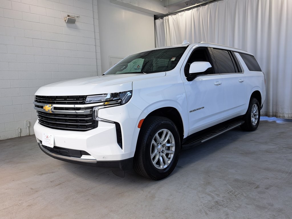 2023 Chevrolet Suburban LT photo 2