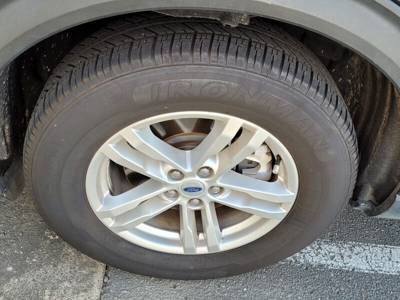 2023 Ford Explorer XLT photo 4