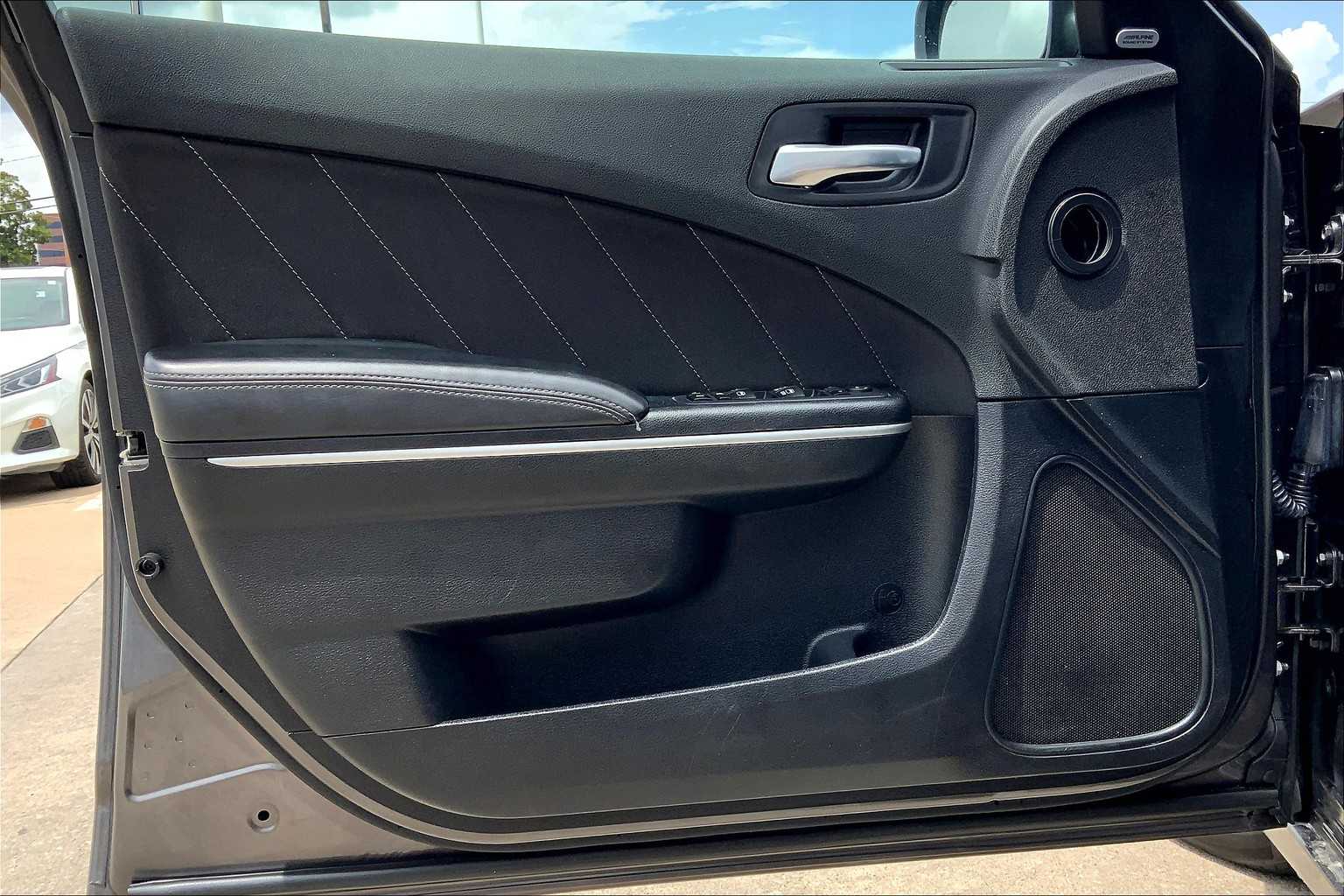 2022 Dodge Charger SXT photo 20