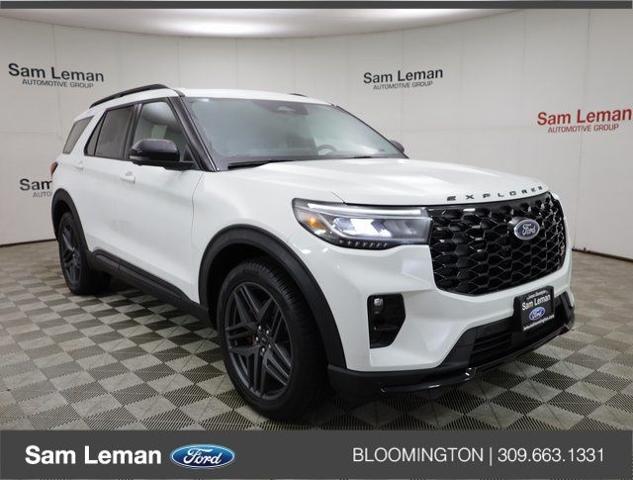 2025 Ford Explorer ST's photo