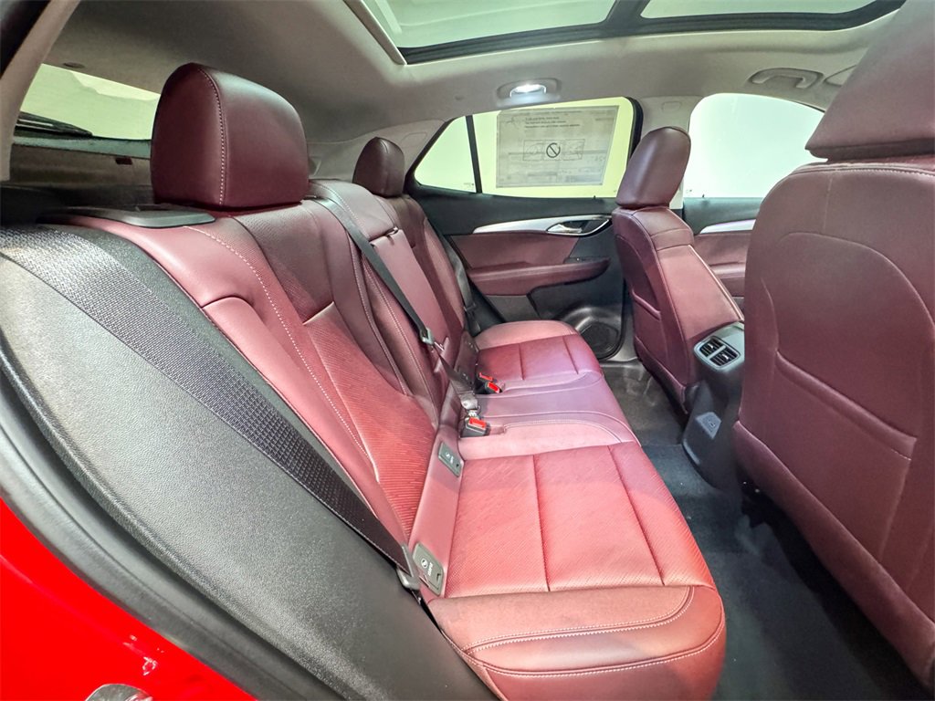 2025 Buick Envision Sport Touring photo 18