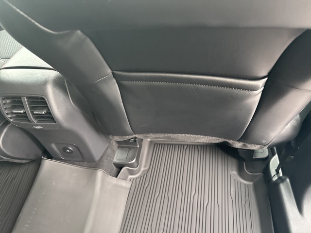 2025 Ford Escape ST-Line photo 32