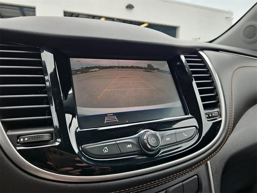 2022 Chevrolet Trax LS photo 19