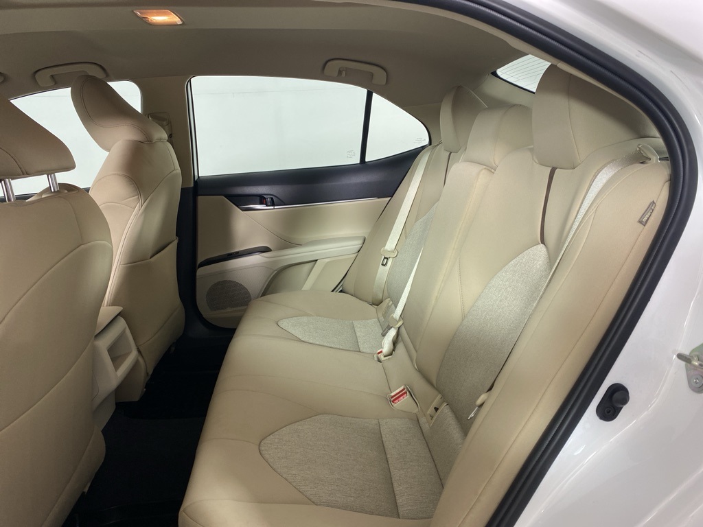 2019 Toyota Camry LE photo 20