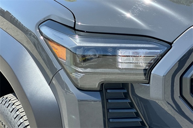2025 Toyota Tacoma TRD Off-Road 4x4 Double Cab photo 29