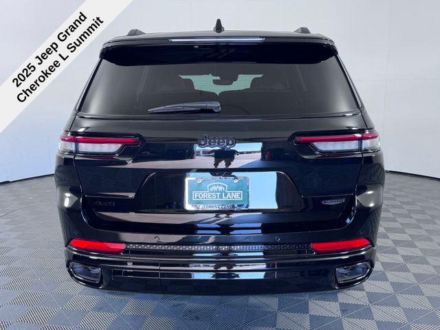 2025 Jeep Cherokee L Summit photo 5