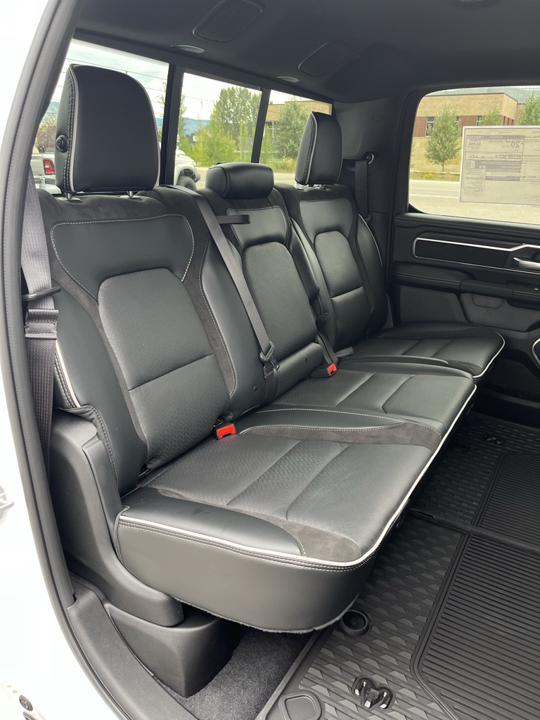 2026 Ram 1500 Laramie photo 17