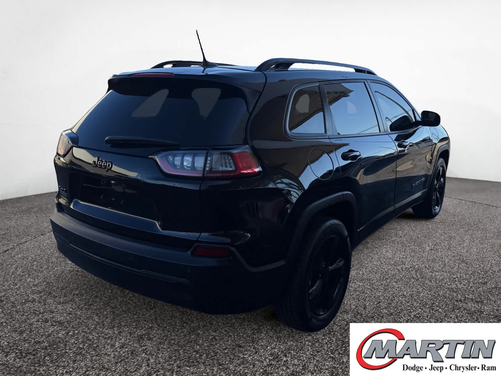2023 Jeep Cherokee Altitude Lux photo 4