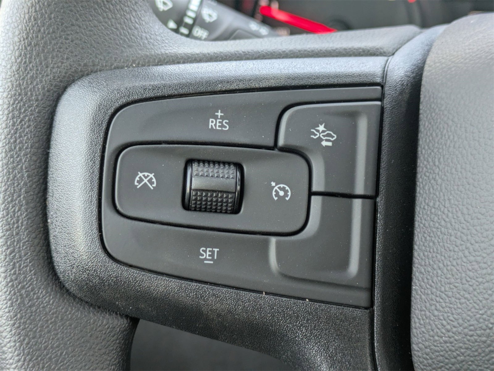 2025 Chevrolet Silverado 1500 Custom photo 25