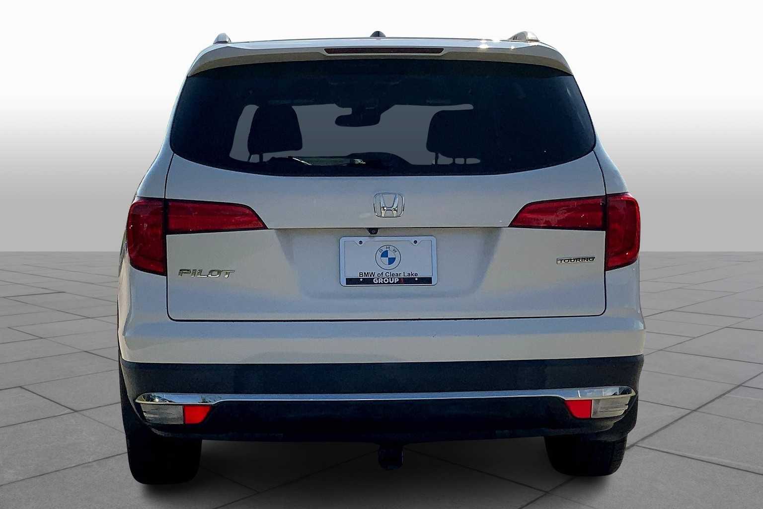 2018 Honda Pilot Touring photo 4