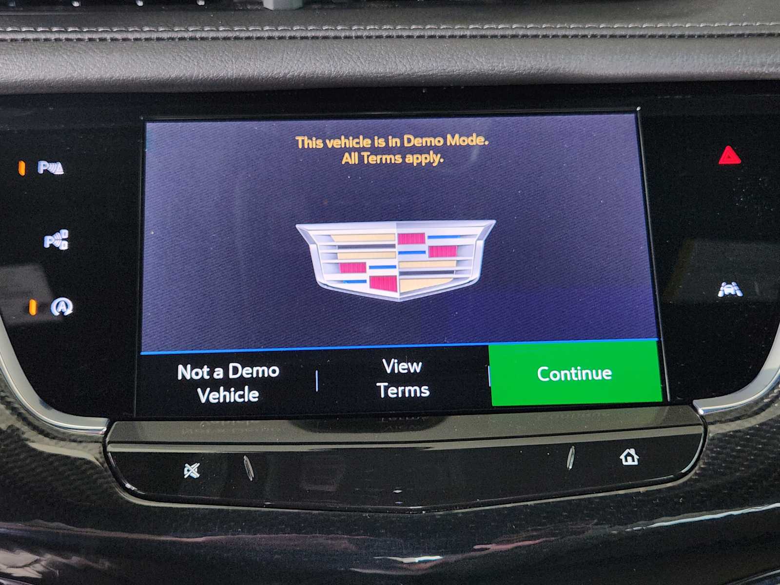 2025 Cadillac XT6 Sport photo 12