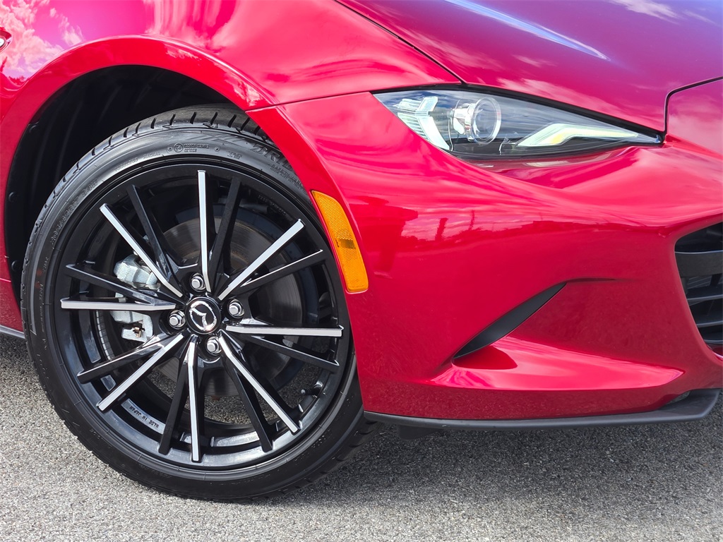 2024 Mazda MX-5 Miata Miata RF Grand Touring photo 3