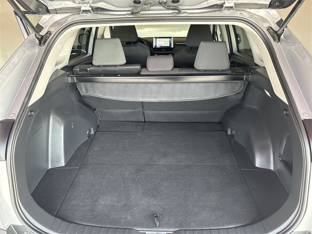 2024 Toyota RAV4 XLE photo 24