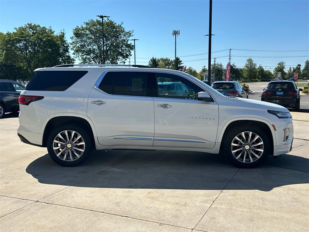 2023 Chevrolet Traverse Premier photo 5