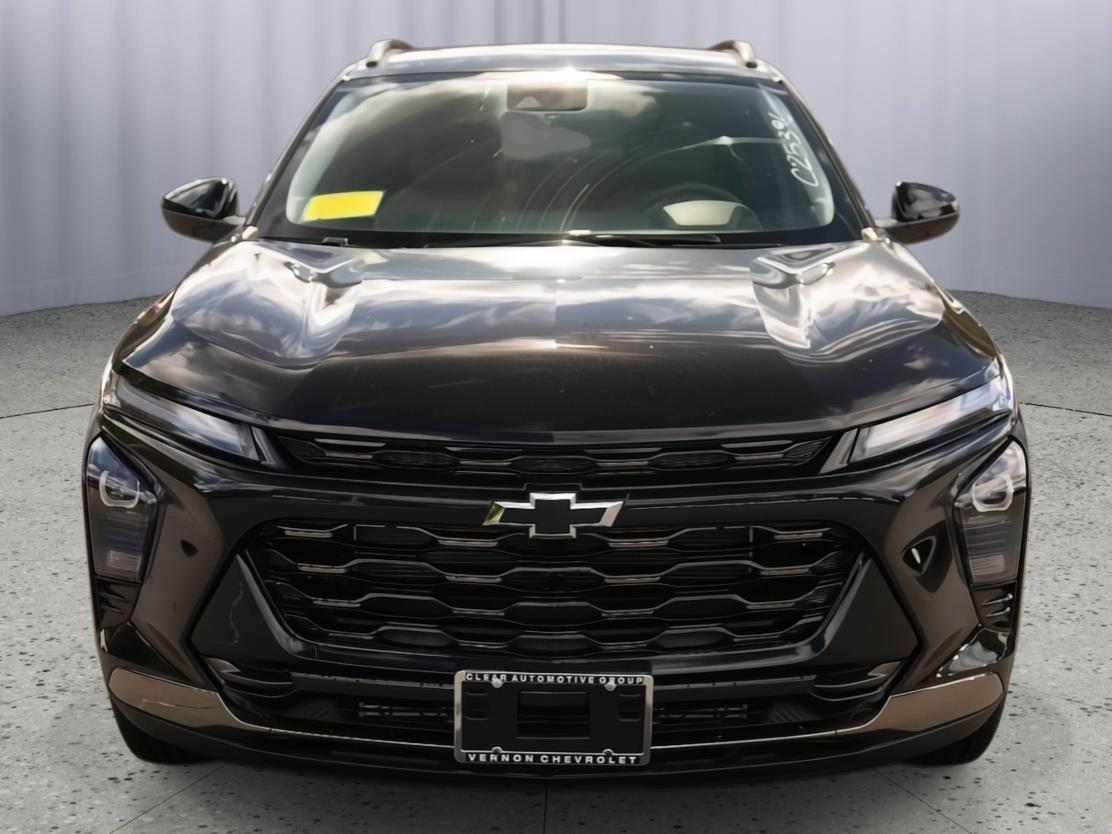2025 Chevrolet Trax ACTIV photo 2