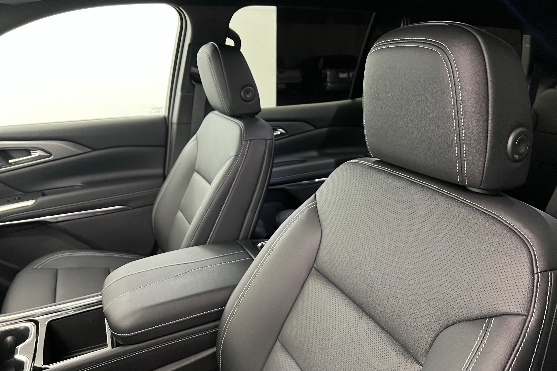 2026 Chevrolet Traverse photo 16