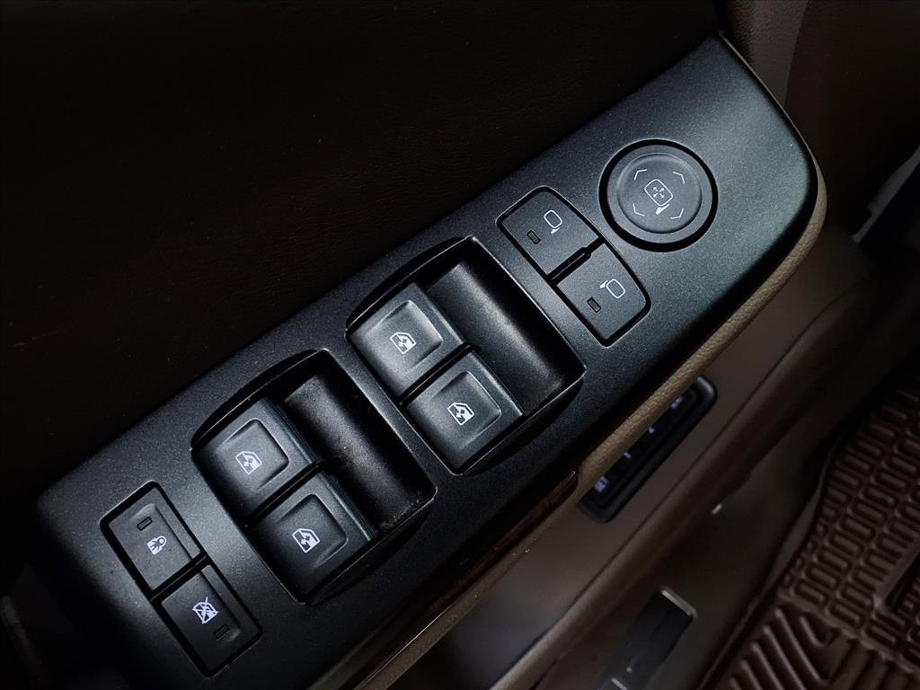 2018 Chevrolet Tahoe LT photo 15