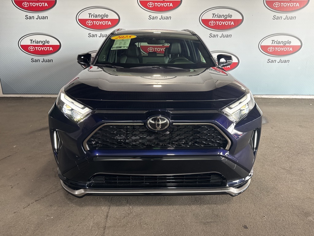 2025 Toyota RAV4 Hybrid XSE photo 2