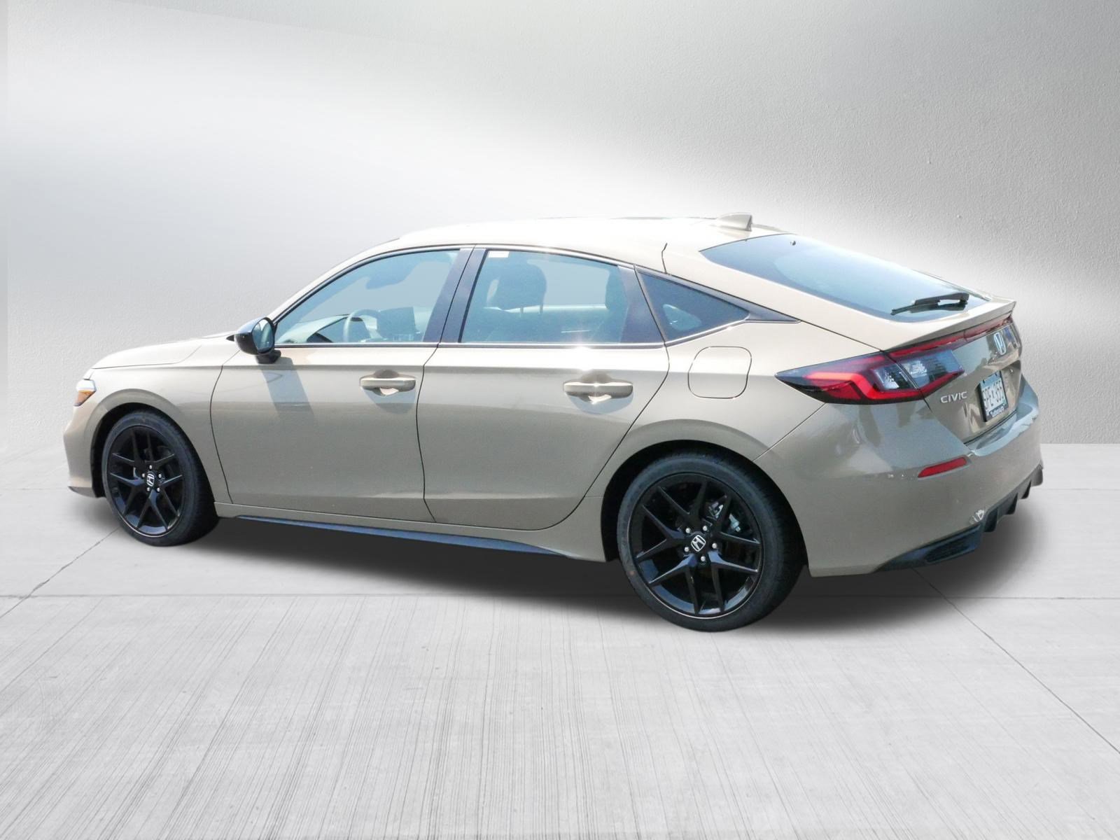 2025 Honda Civic Sport photo 5