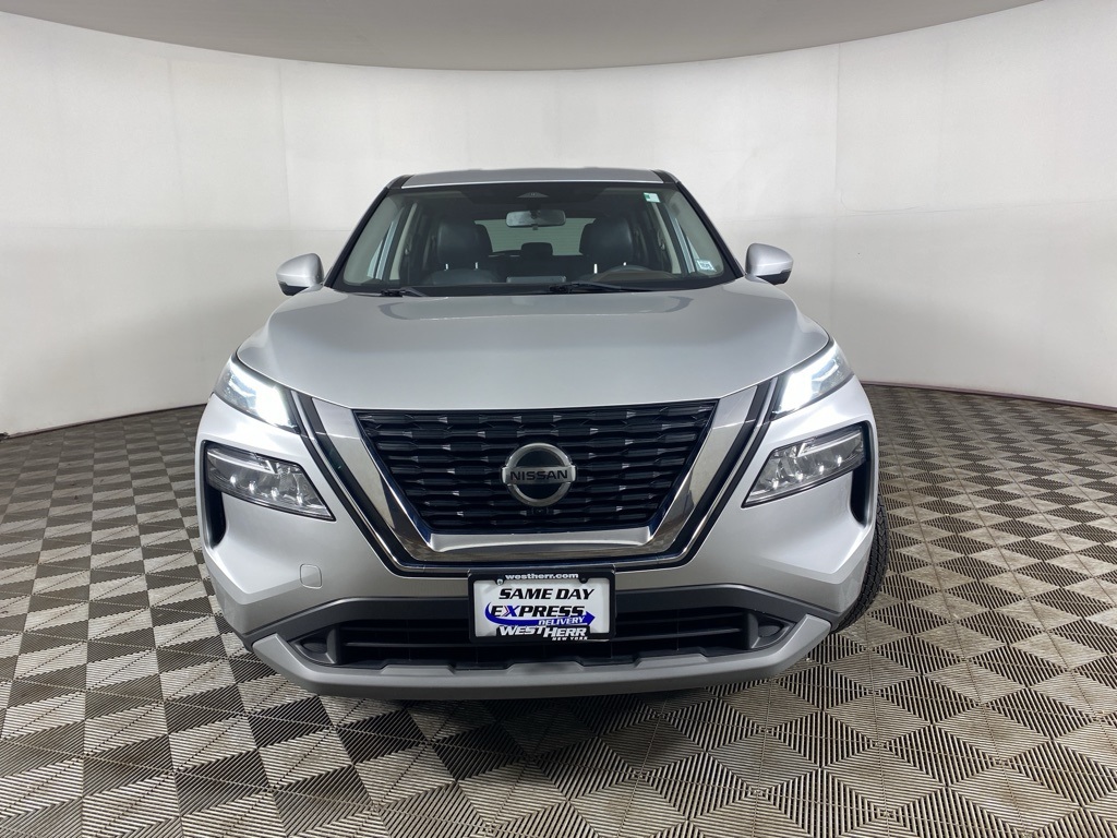 2021 Nissan Rogue SV photo 5